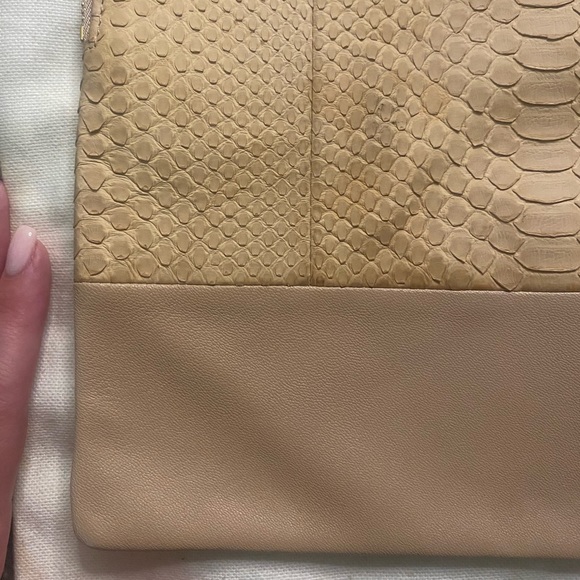 Celine authentic python leather clutch. RARE - Picture 15 of 16